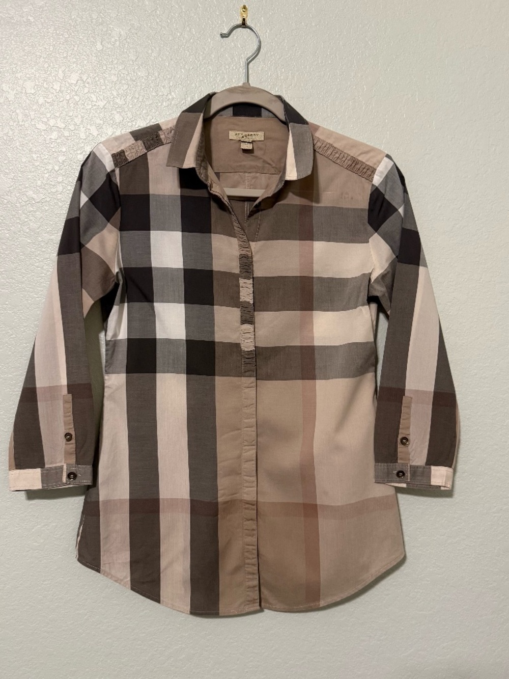 Burberry Women’s Checkered Button-Down Shirt Size: XS - TP